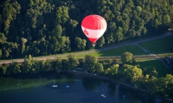 Flug&Bild Heisluftballon von oben